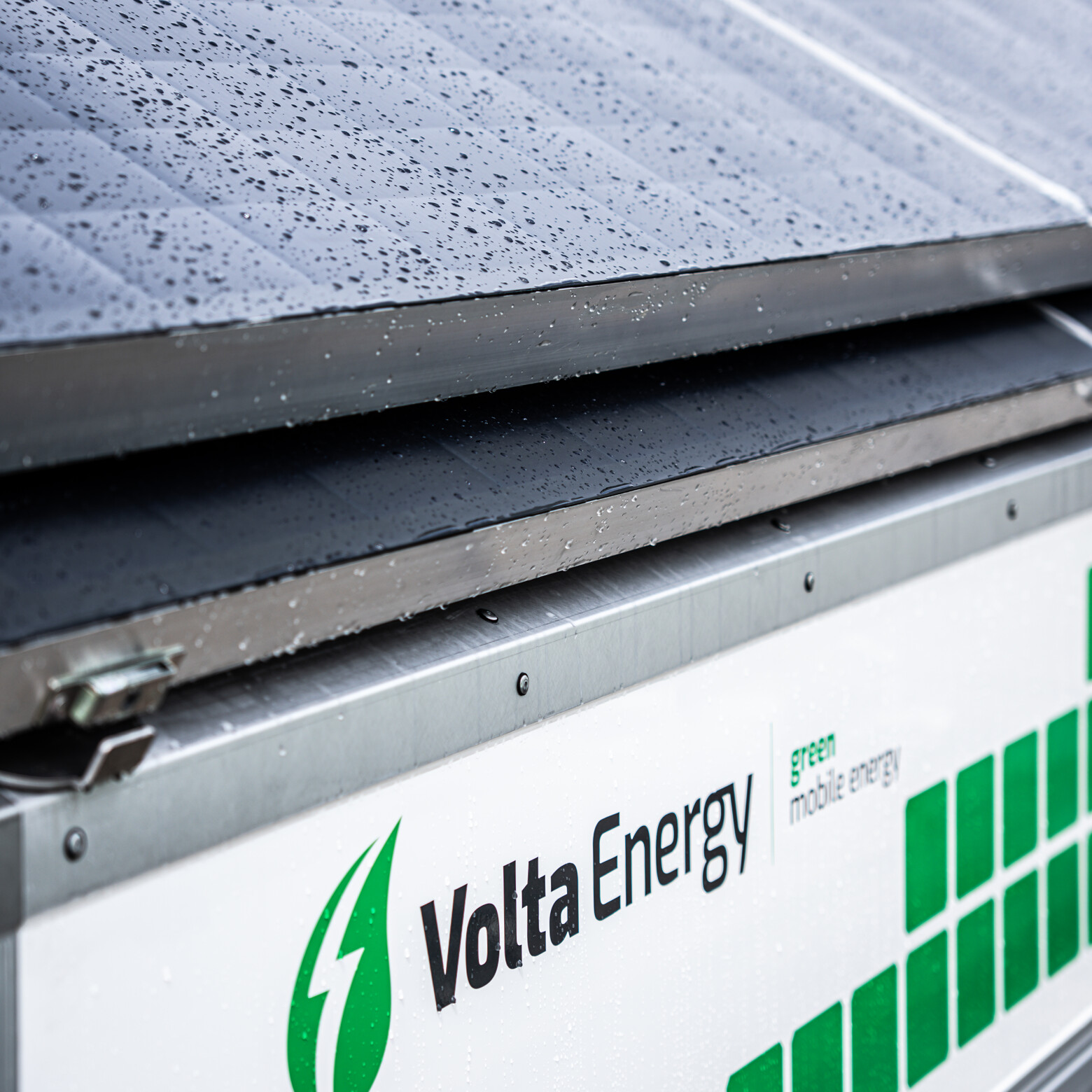 nieuwe-zonnepanelen-close-up